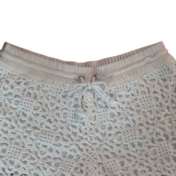 CLUB MONACO White Crochet Drawstring Waist Mini Shorts Boho Festival Sz XS - Picture 2 of 8